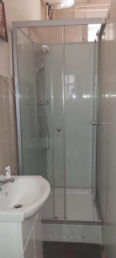 Apartment Attila Apartman *